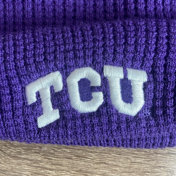 EUC TCU Horned Frogs Nike 2024 Sideline Terra Cuffed Knit Hat - Purple - Picture 5 of 5
